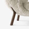 Little Petra Lounge Chair - Walnut legs - Sheepskin Moonlight