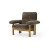 Brasilia Lounge Chair - Natural oak sheepskin root